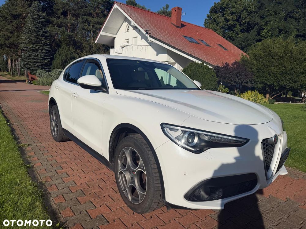 Alfa Romeo Stelvio 2.2 16V AT8-Q4 Executive - 1