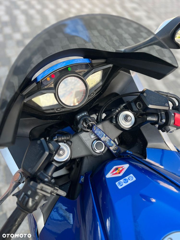 Honda VFR - 7