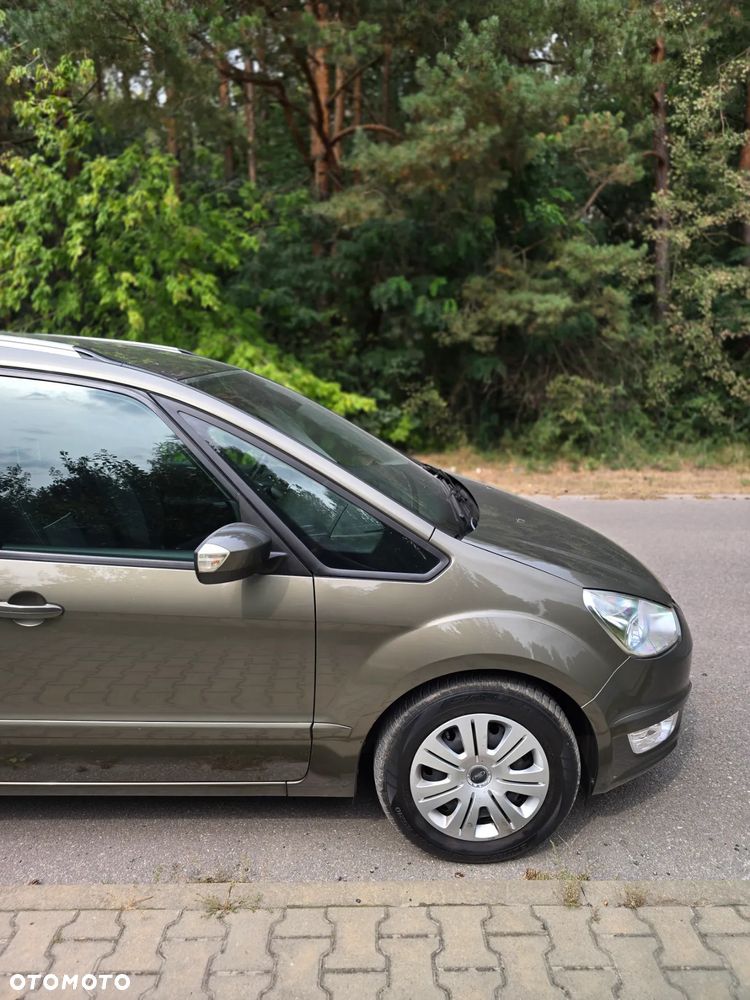 Ford Galaxy 2.0 TDCi Ghia - 12