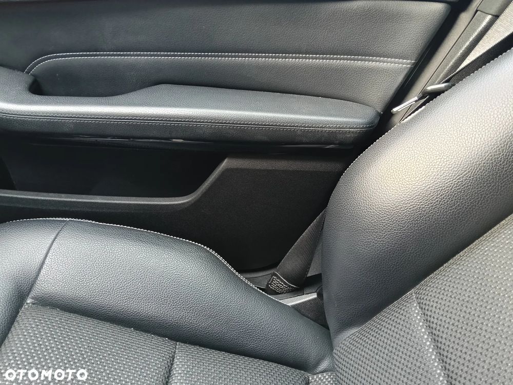 Mercedes-Benz Klasa E 220 CDI 7G-TRONIC Avantgarde - 18