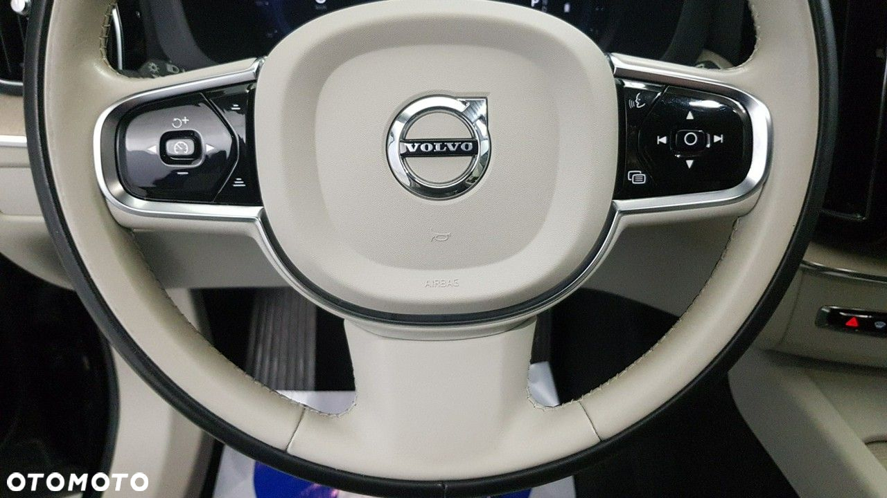 Volvo XC 60 - 26
