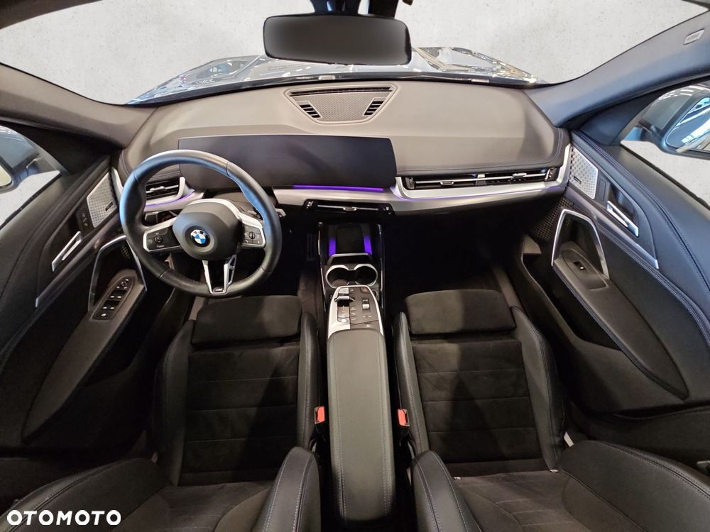 BMW X1 - 13