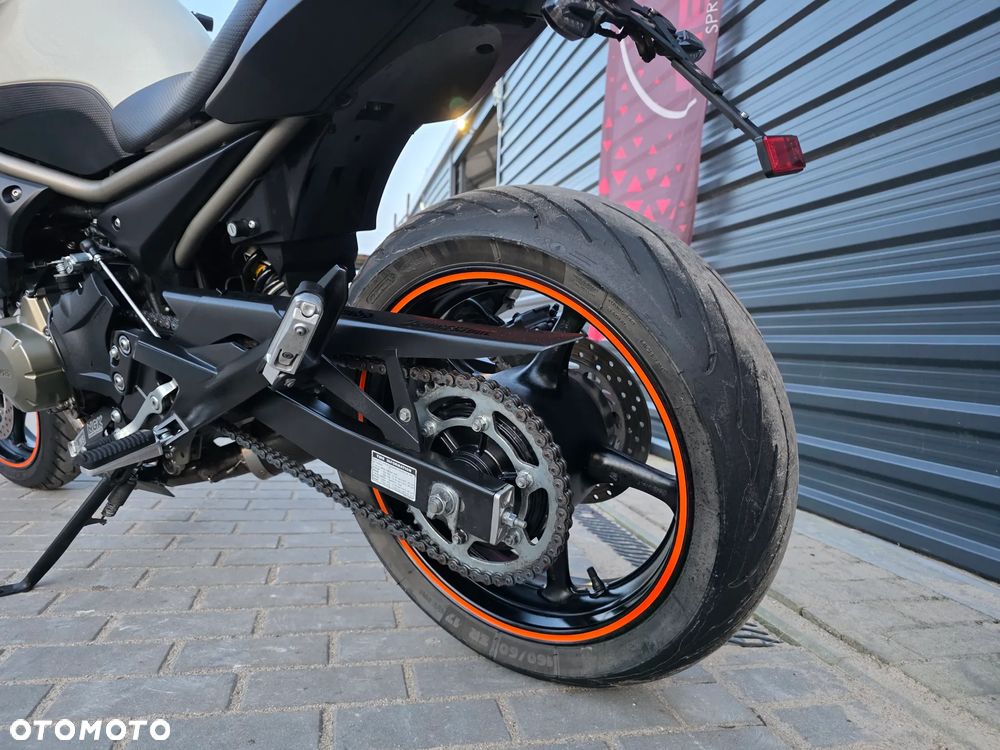 Yamaha XJ - 7