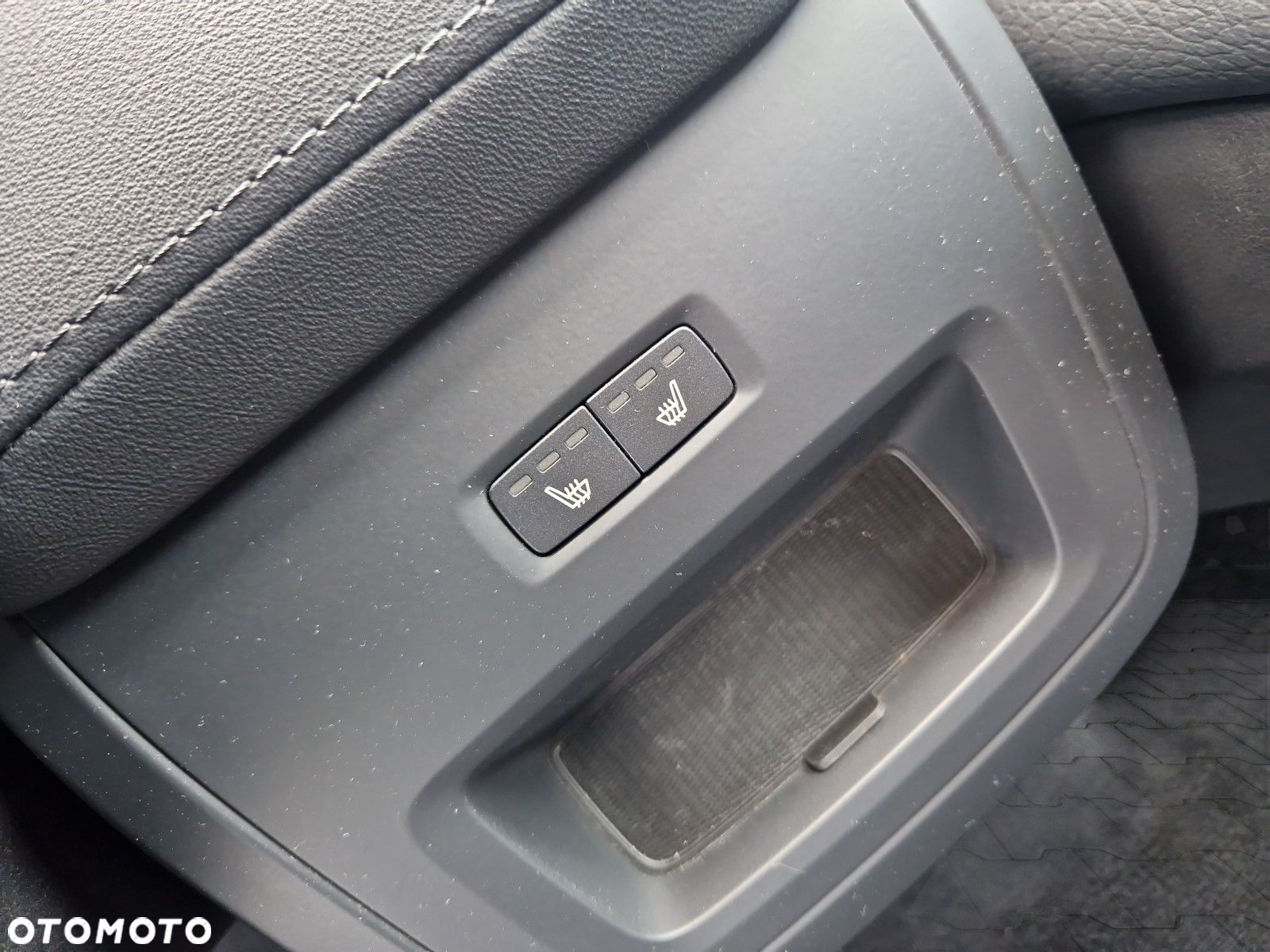 Volvo XC 60 - 26