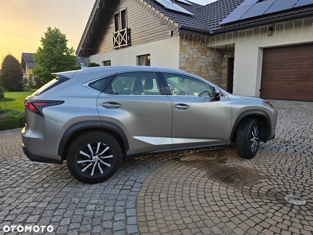 Lexus NX 200t Elite AWD - 2