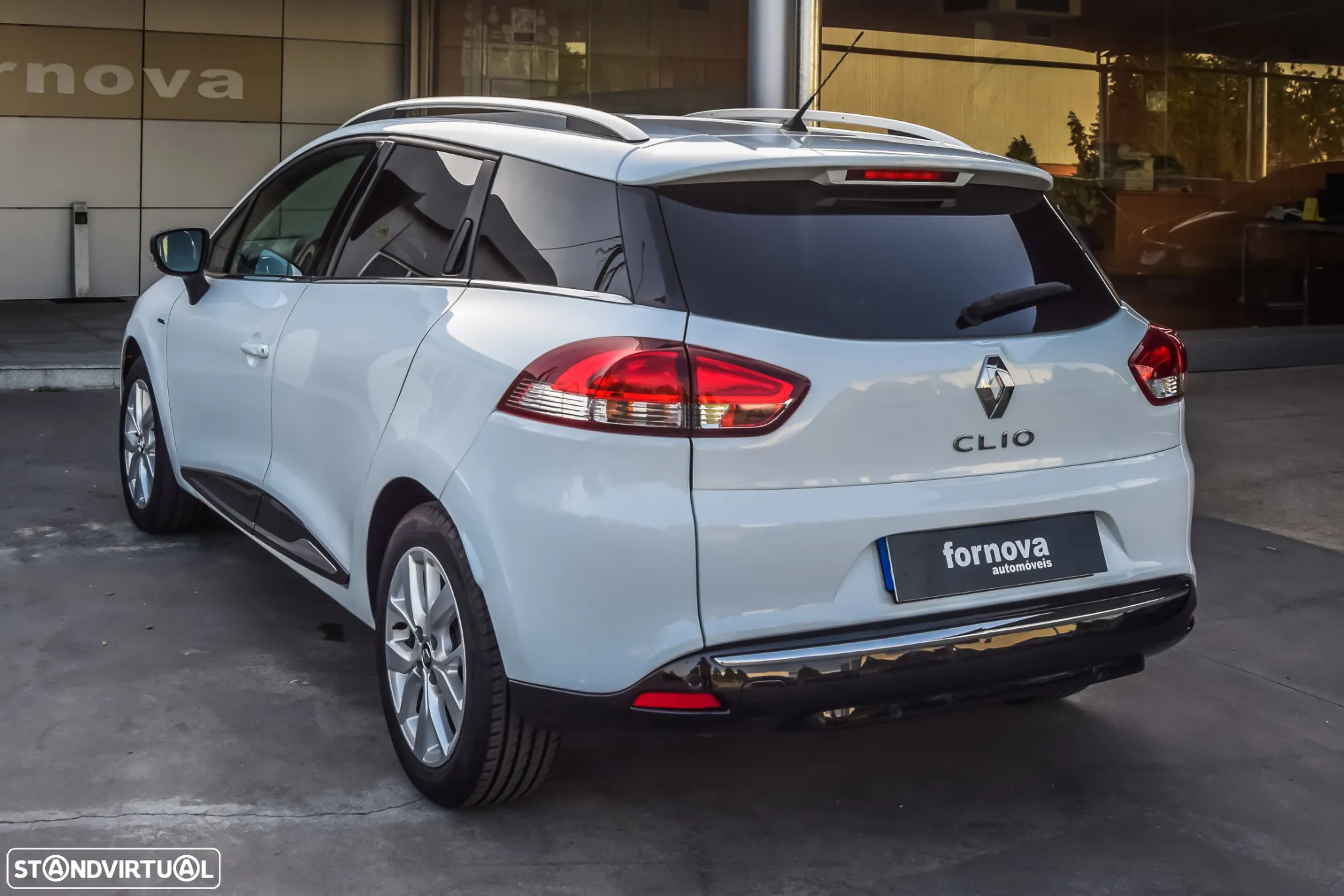 Renault Clio Sport Tourer 0.9 TCe Limited - 7