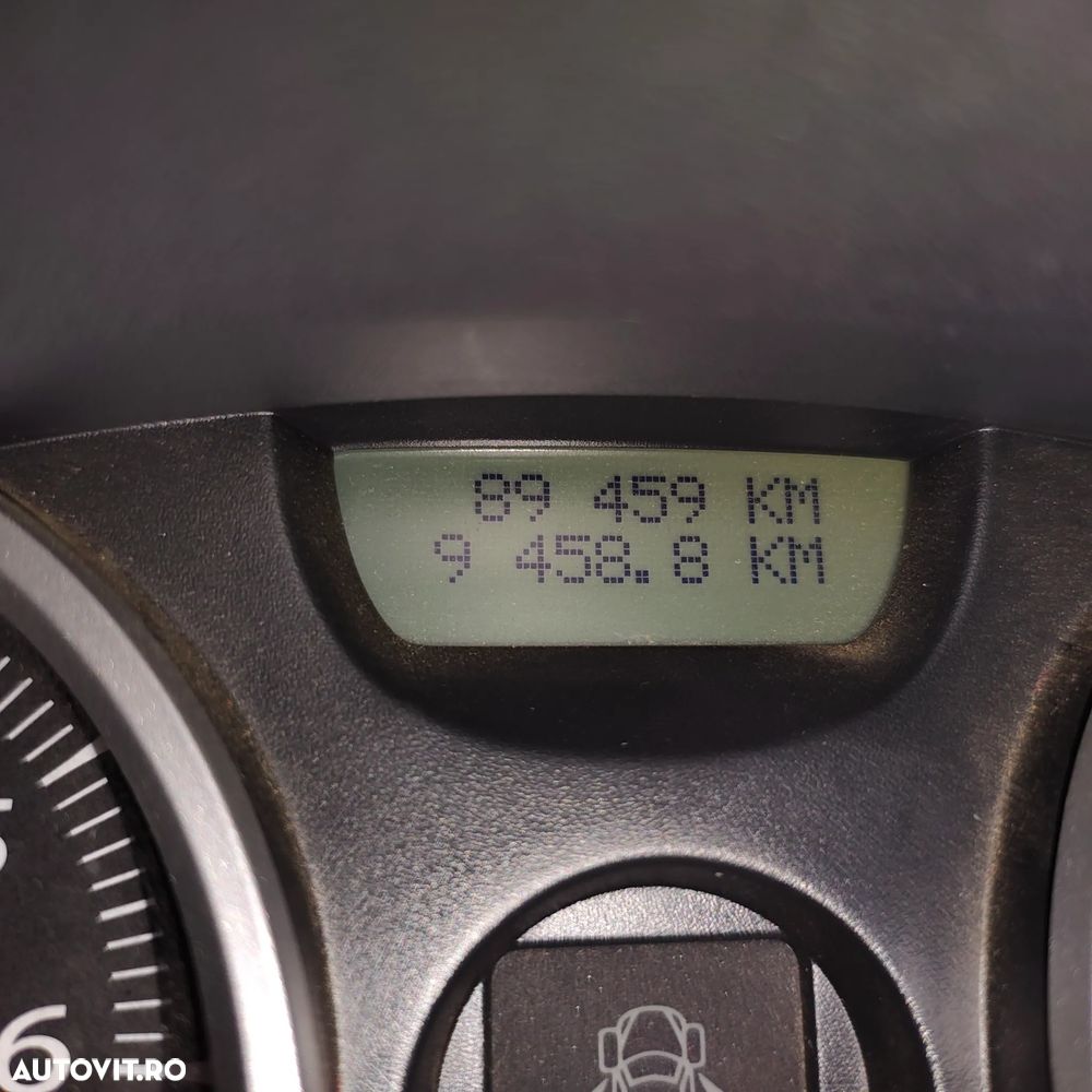 Renault Megane - 11