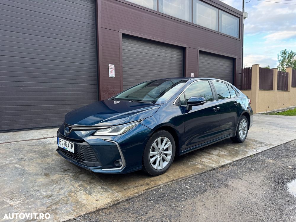 Toyota Corolla 1.8 HSD Business - 11