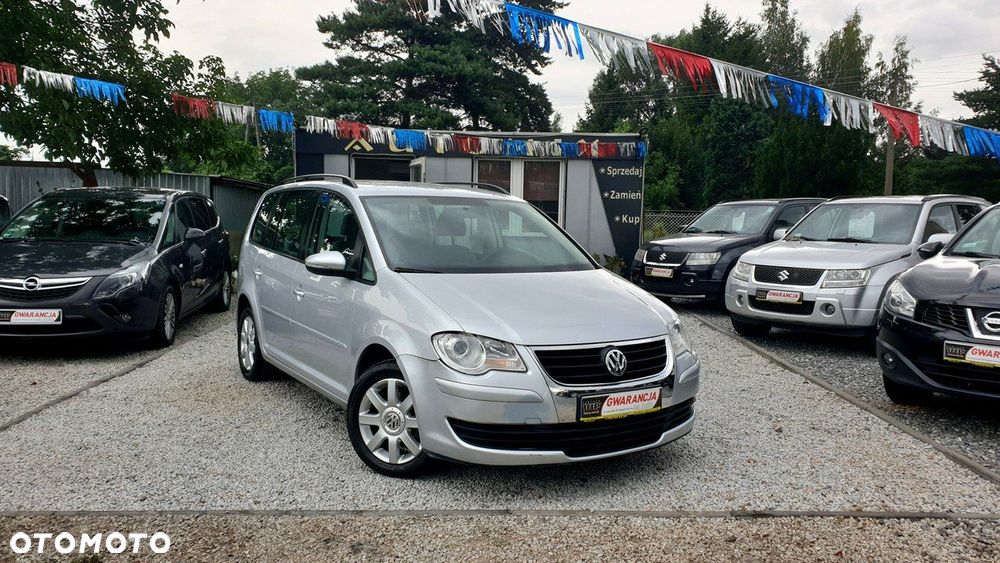 Volkswagen Touran - 3