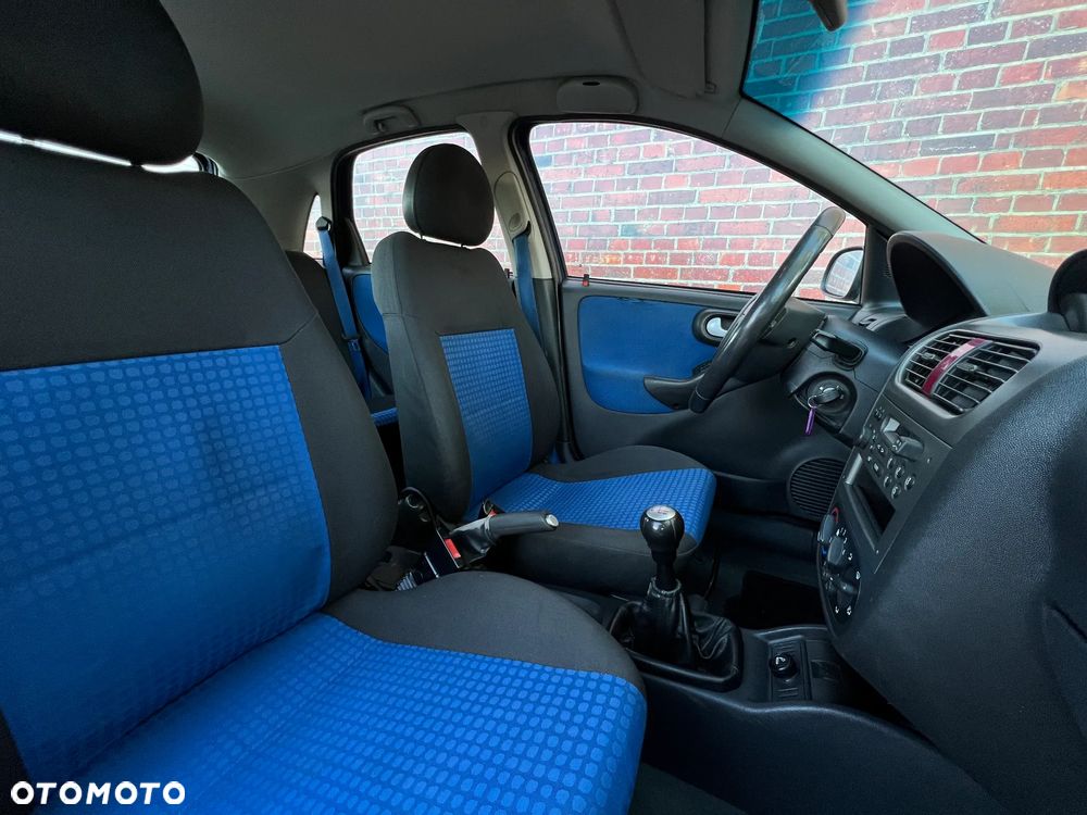 Opel Corsa - 14