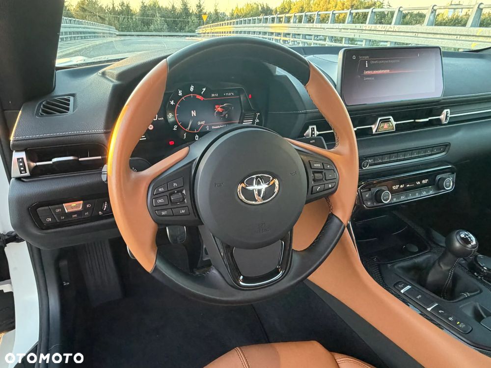 Toyota Supra - 17