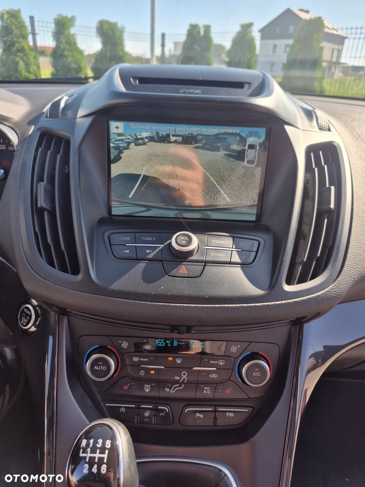 Ford Kuga - 26