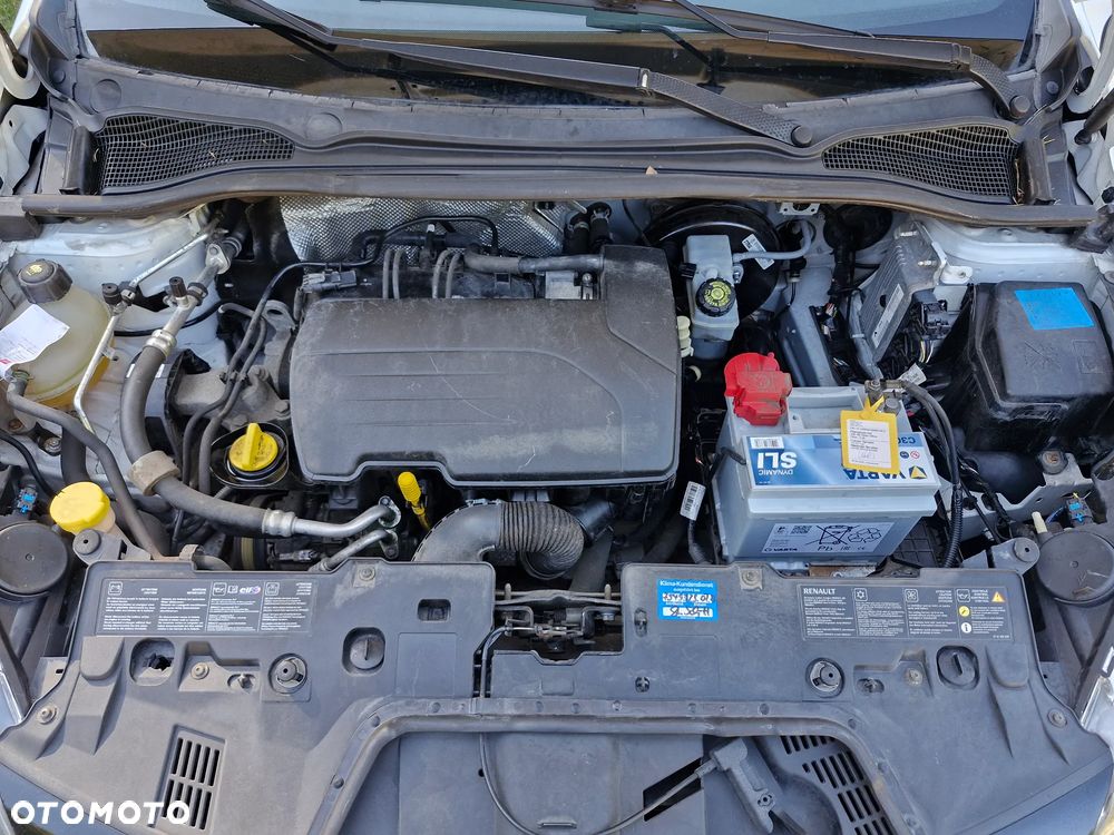 Renault Clio 1.2 16V 75 LIMITED - 23