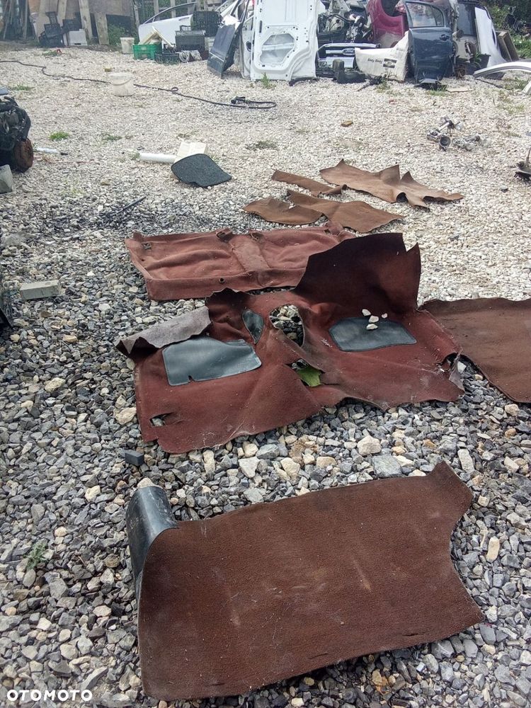 KL WYKŁADZINA DOLNA FSO POLONEZ BRĄZOWA KPL - 1