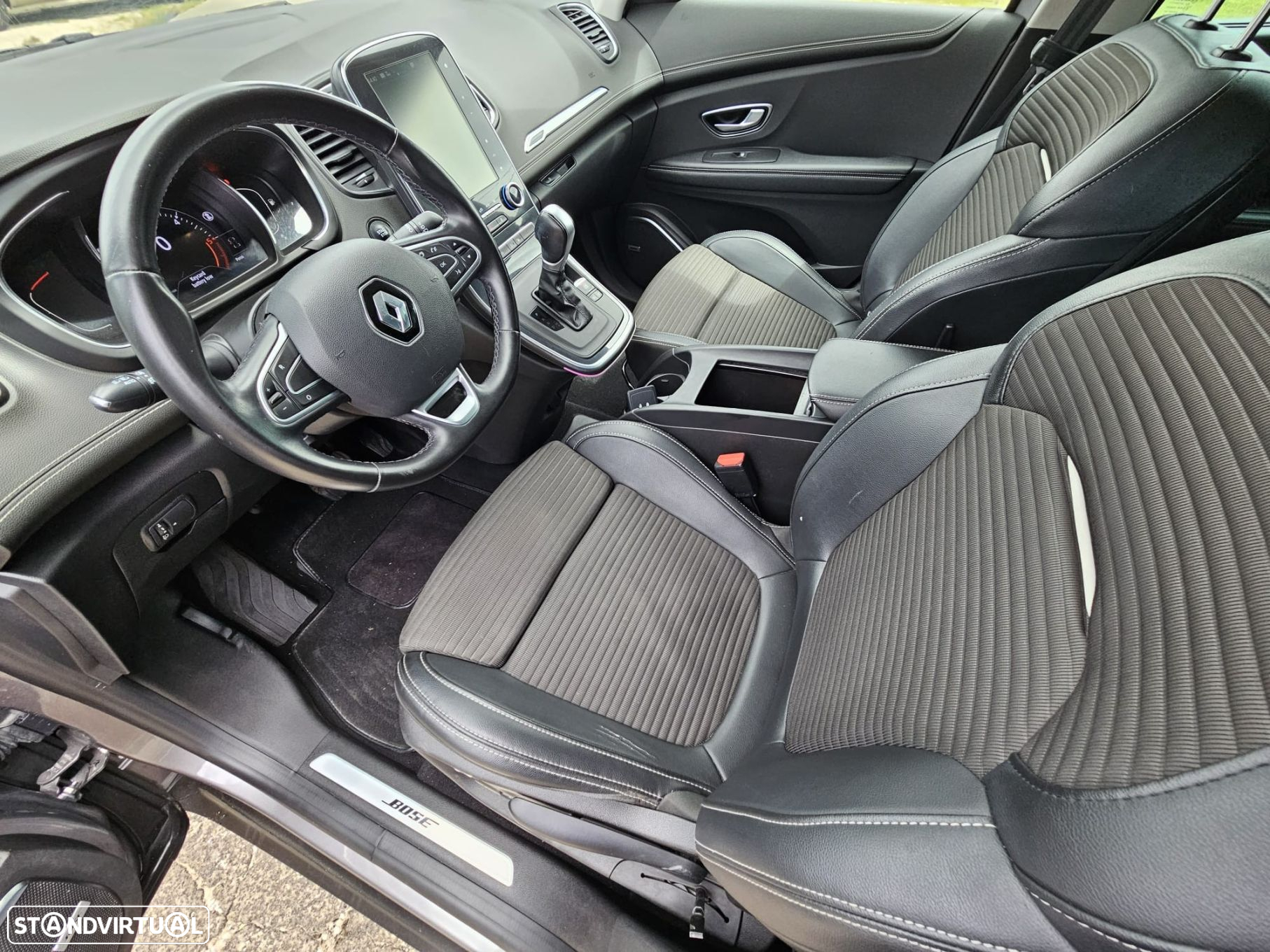 Renault Grand Scénic 1.5 dCi Bose Edition EDC SS - 18