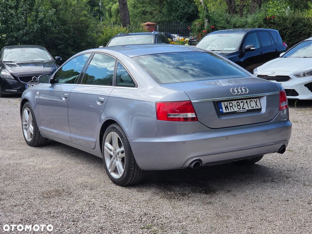 Audi A6 Limousine 2.4 - 22