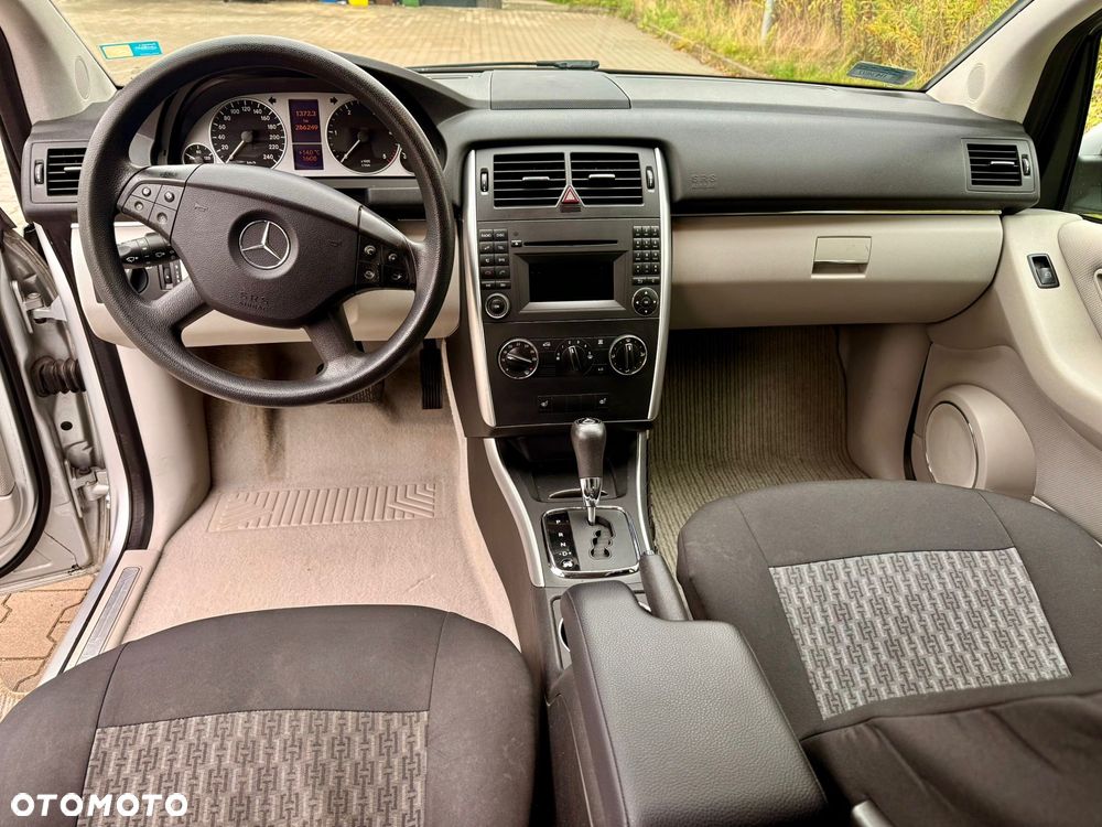 Mercedes-Benz Klasa B - 21