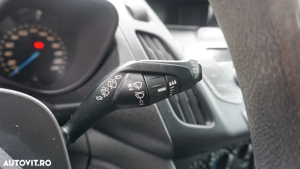 Ford TRANSIT CONNECT - 17