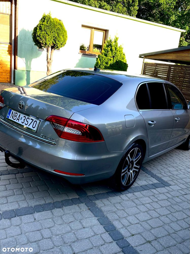 Skoda Superb 1.8 TSI Elegance DSG - 8