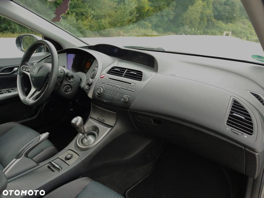 Honda Civic 1.4 i-VTEC Sport 40 Jahre Edition - 26