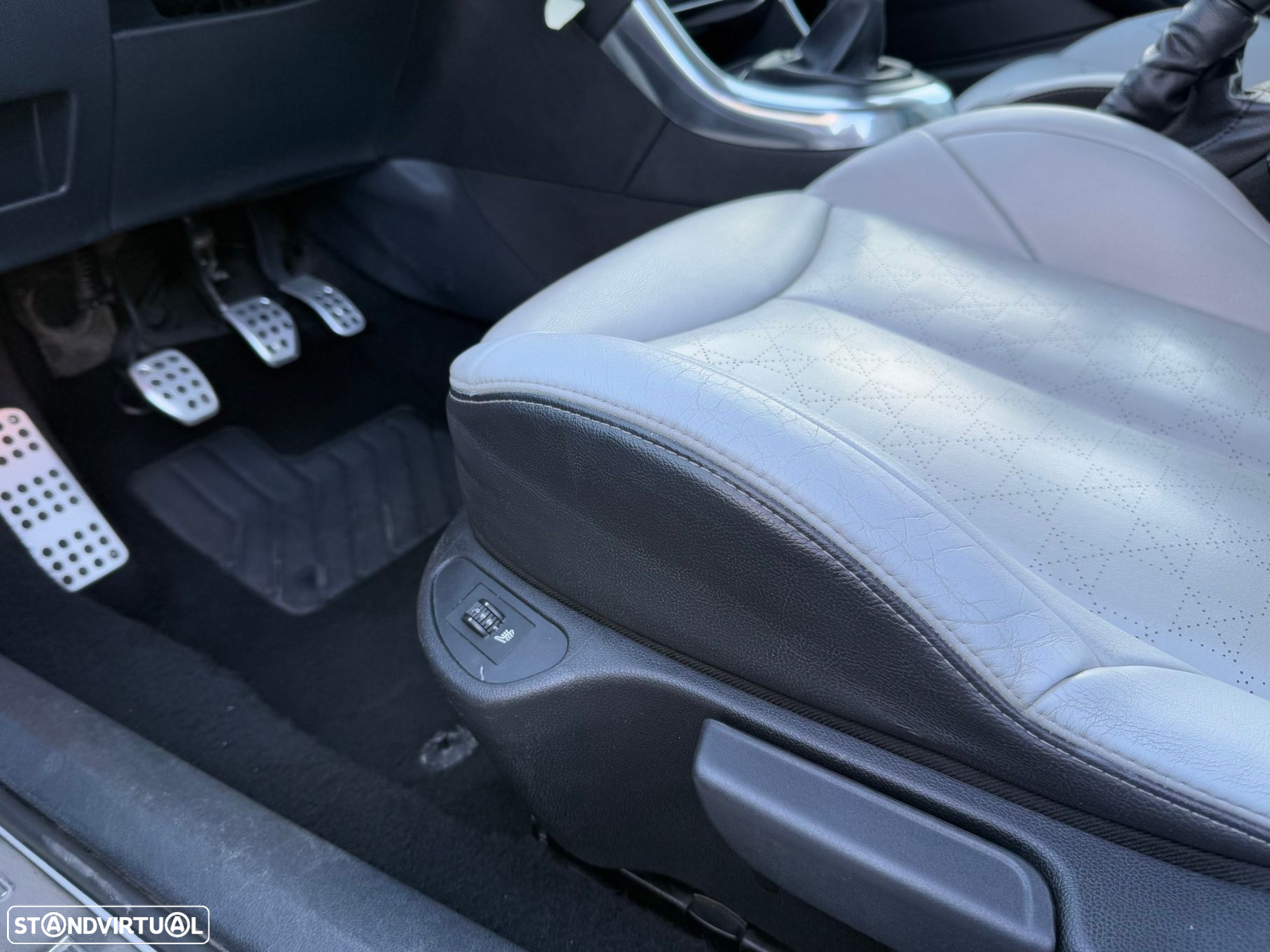 Peugeot 308 CC 2.0 HDi Roland Garros - 11