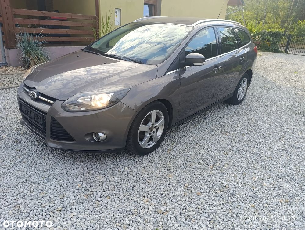 Ford Focus 1.6 TDCi ECOnetic 88g Start-Stopp-System Titanium - 6