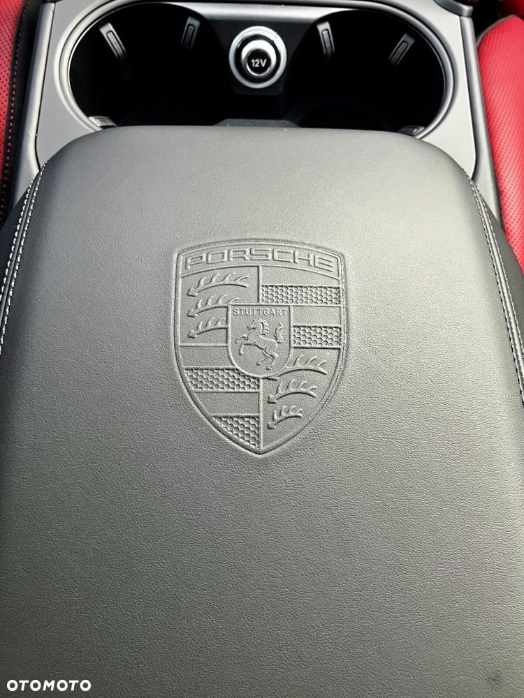 Porsche Cayenne - 33