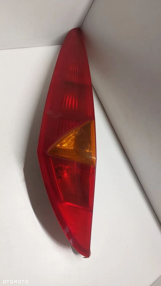 LAMPA LEWA TYL TYLNA FIAT PUNTO 3D SLASK WYSYLKA - 1