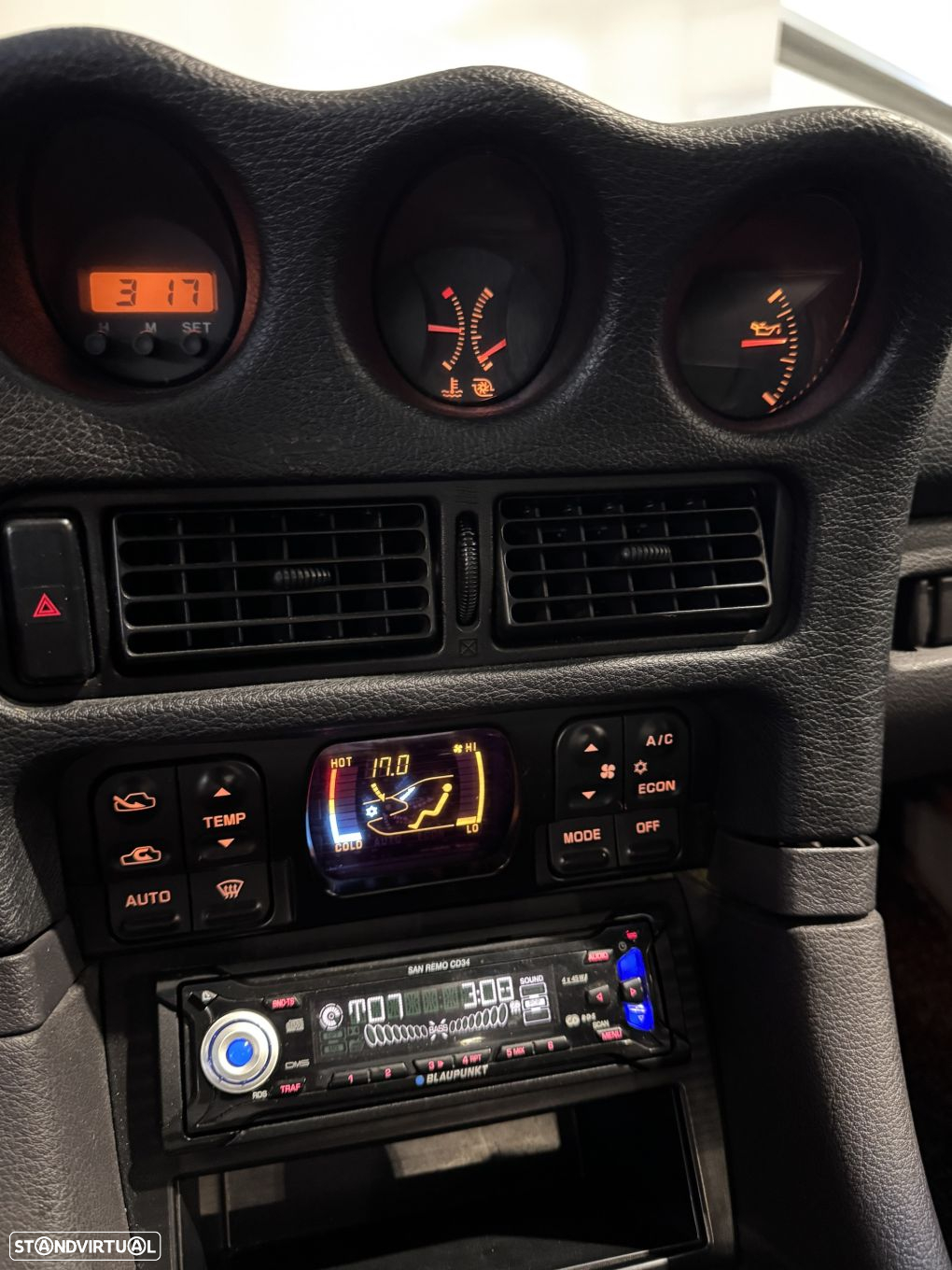 Mitsubishi 3000 GT - 36