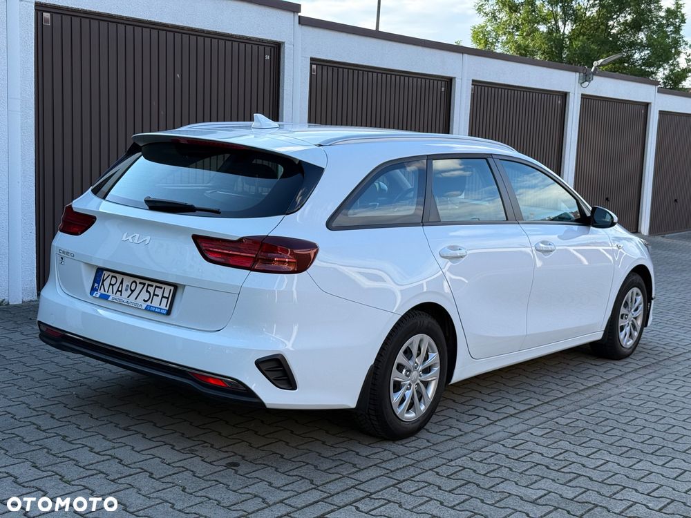 Kia Ceed 1.5 T-GDI S - 23