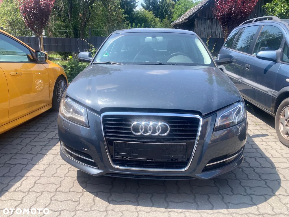 Audi A3 Sportback - 2