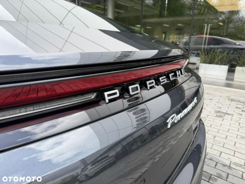 Porsche Panamera 4 - 9