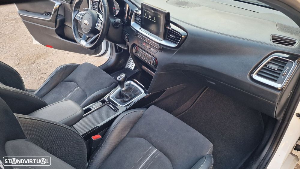 Kia ProCeed 1.0 T-GDI GT Line - 33
