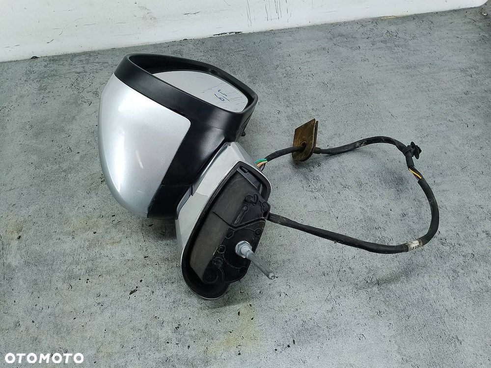 LUSTERKO PRAWE CITROEN C3 II E20207156  A081275 EZR - 4