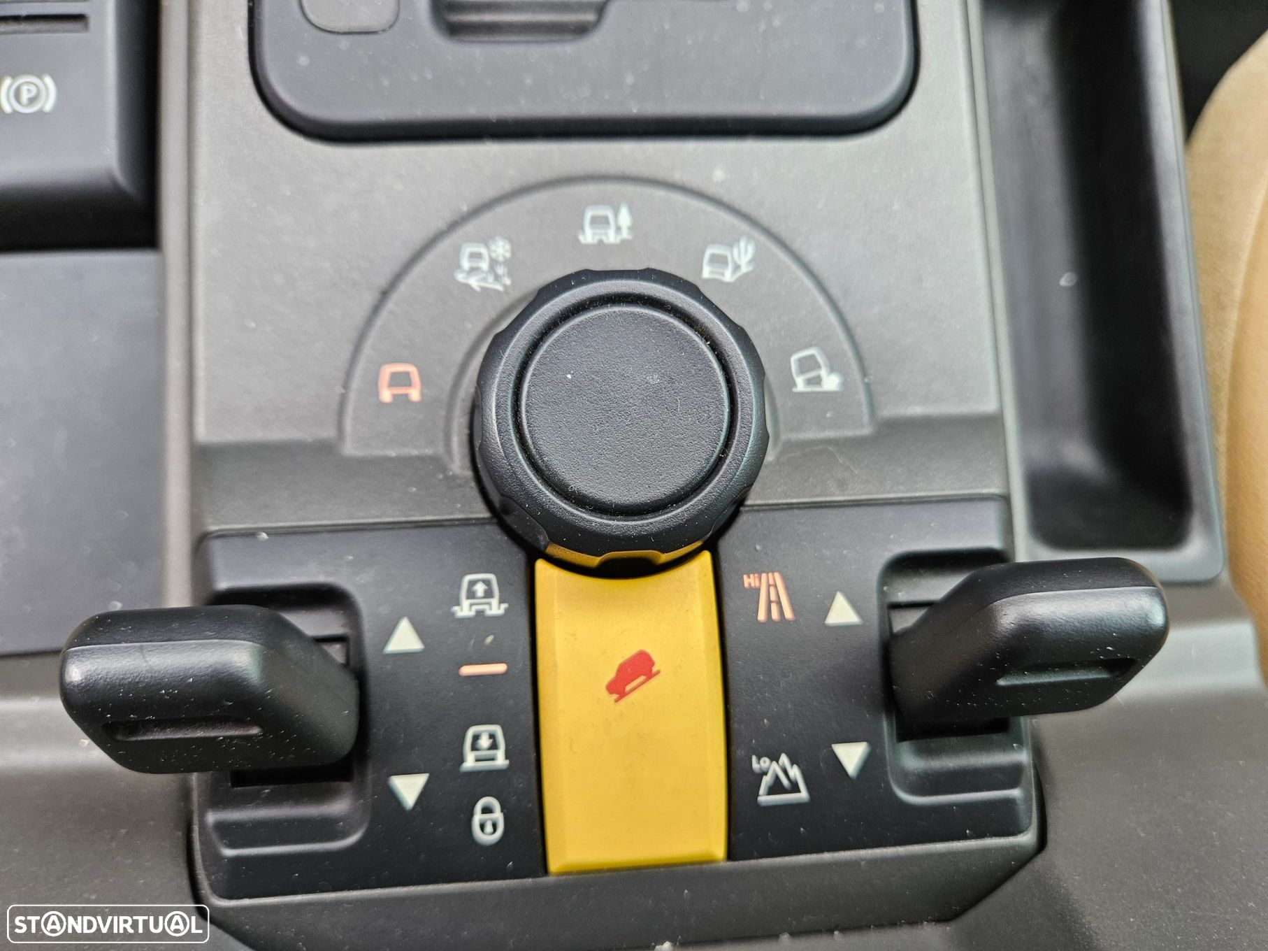Land Rover Discovery - 34