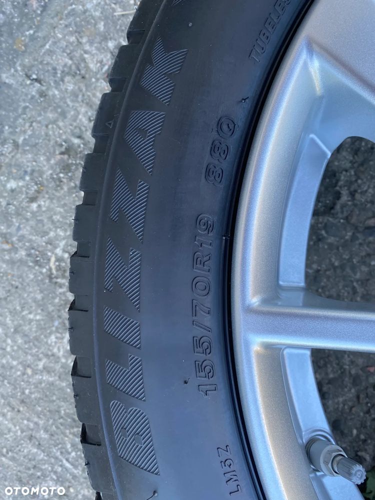 Felgi z oponami zimowymi do BMW i3s (BROCK 5.0x19 5x112) - 6