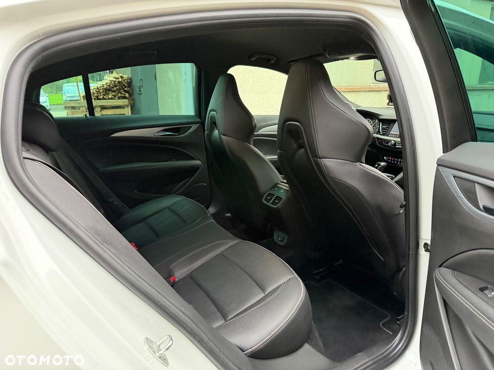 Opel Insignia 2.0 T 4x4 GSi S&S - 21