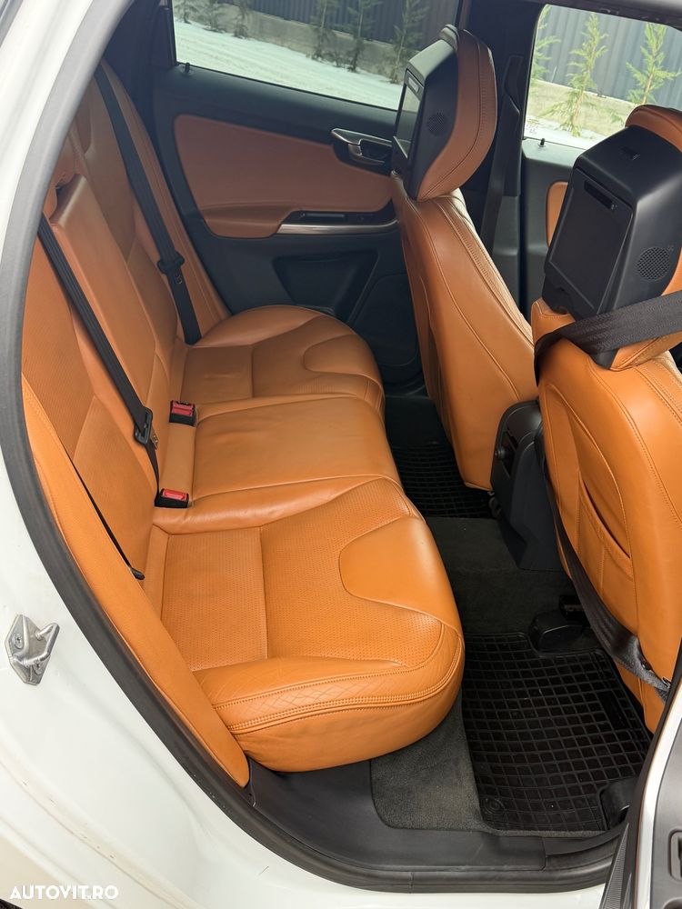 Volvo XC 60 D4 VEA Start-Stop Momentum - 5