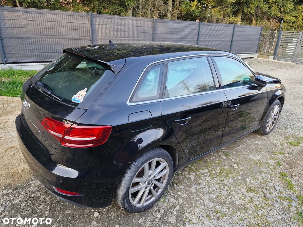 Audi A3 Sportback 1.6 TDI S tronic sport - 12