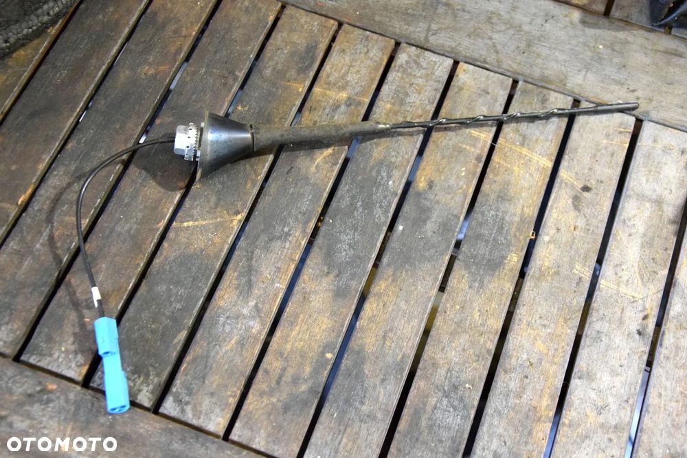 Opel Astra H Antena radia jeden kabel - 1