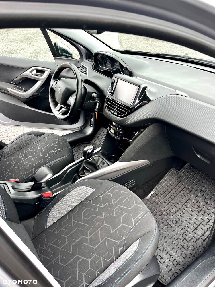 Peugeot 2008 1.2 VTi Allure - 8