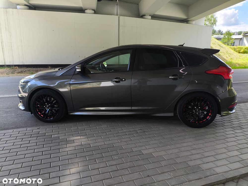 Ford Focus 2.0 EcoBoost ST-2 - 5