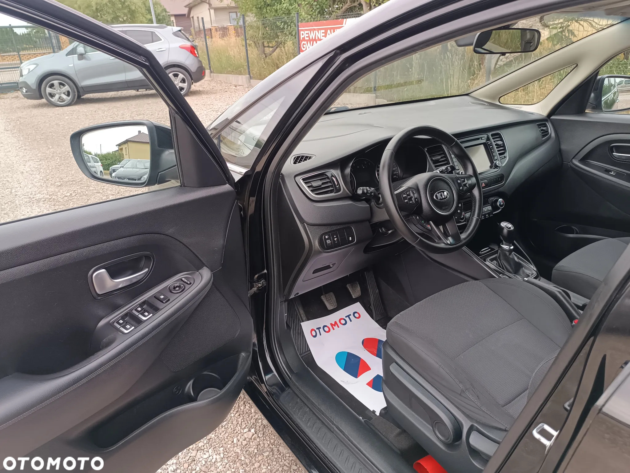 Kia Carens 1.7 CRDi 115 Fifa World Cup Edition - 21