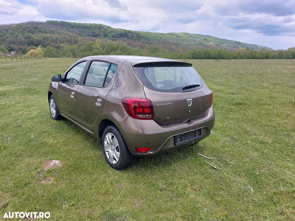 Dacia Sandero 0.9 TCe Laureate - 4