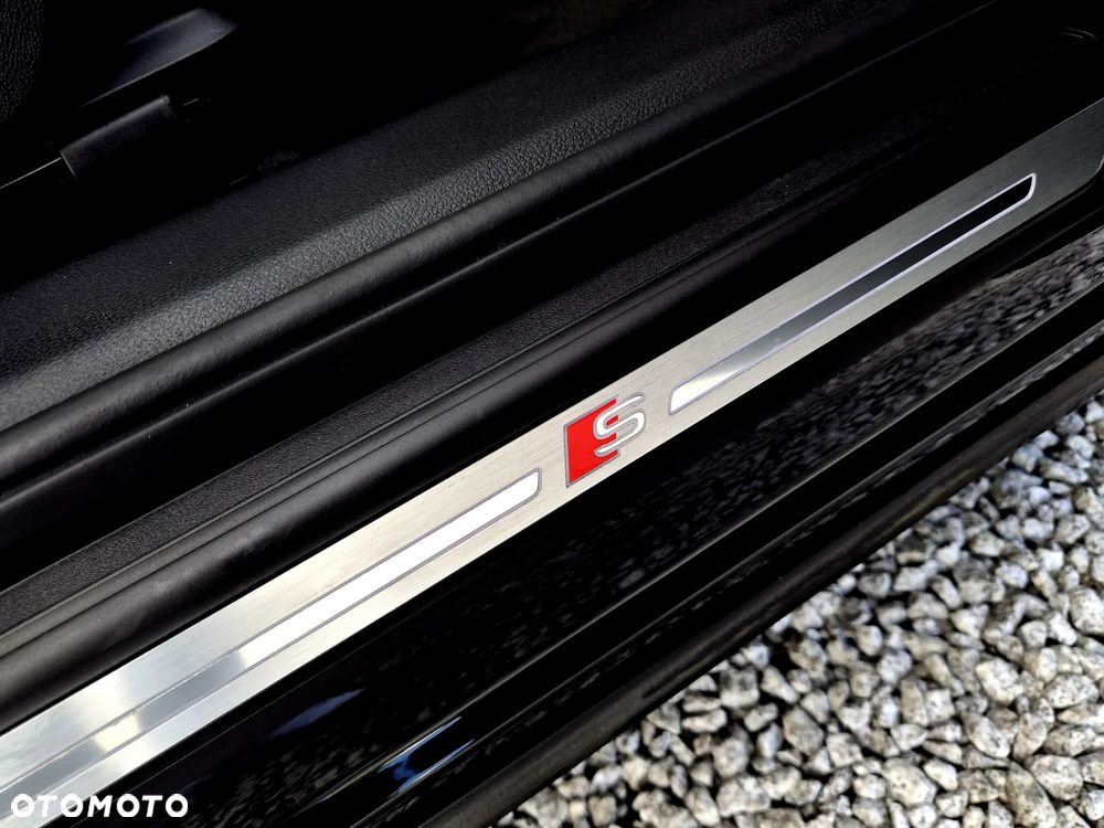 Audi Q5 50 TFSIe quattro S tronic S line - 24