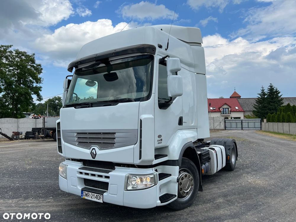 Renault Premium - 1