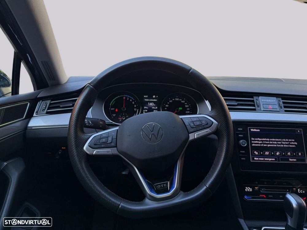 VW Passat - 12