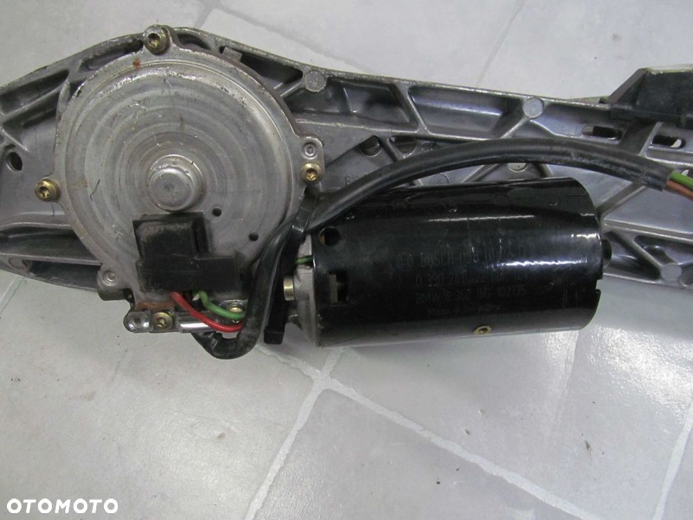 BMW 7 E38 94- MECHANIZM WYCIERACZEK PRZOD UK 0390241422 - 3
