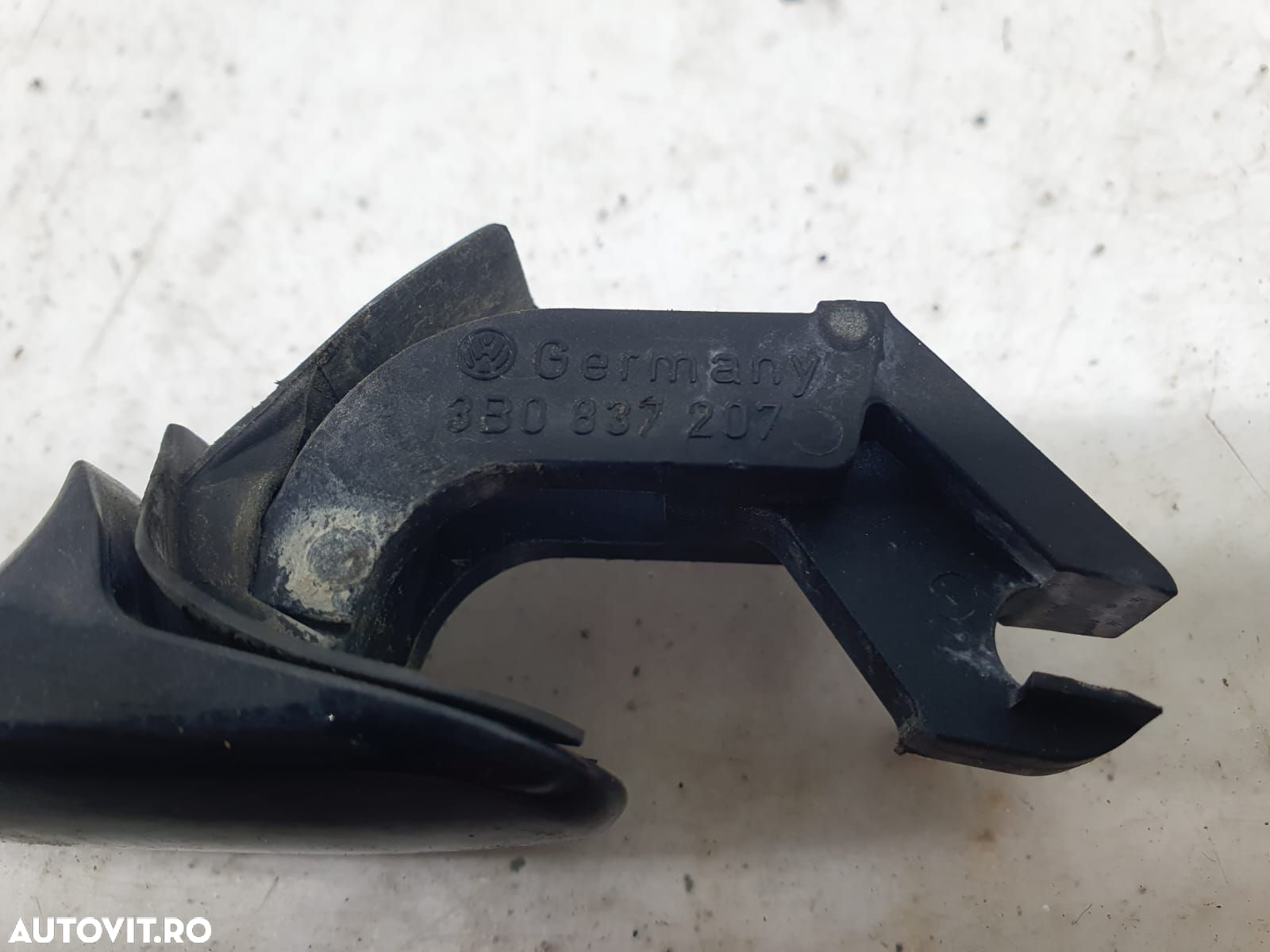 Maner exterior usa dreapta fata 3b0837207 Skoda Octavia 1 - 2