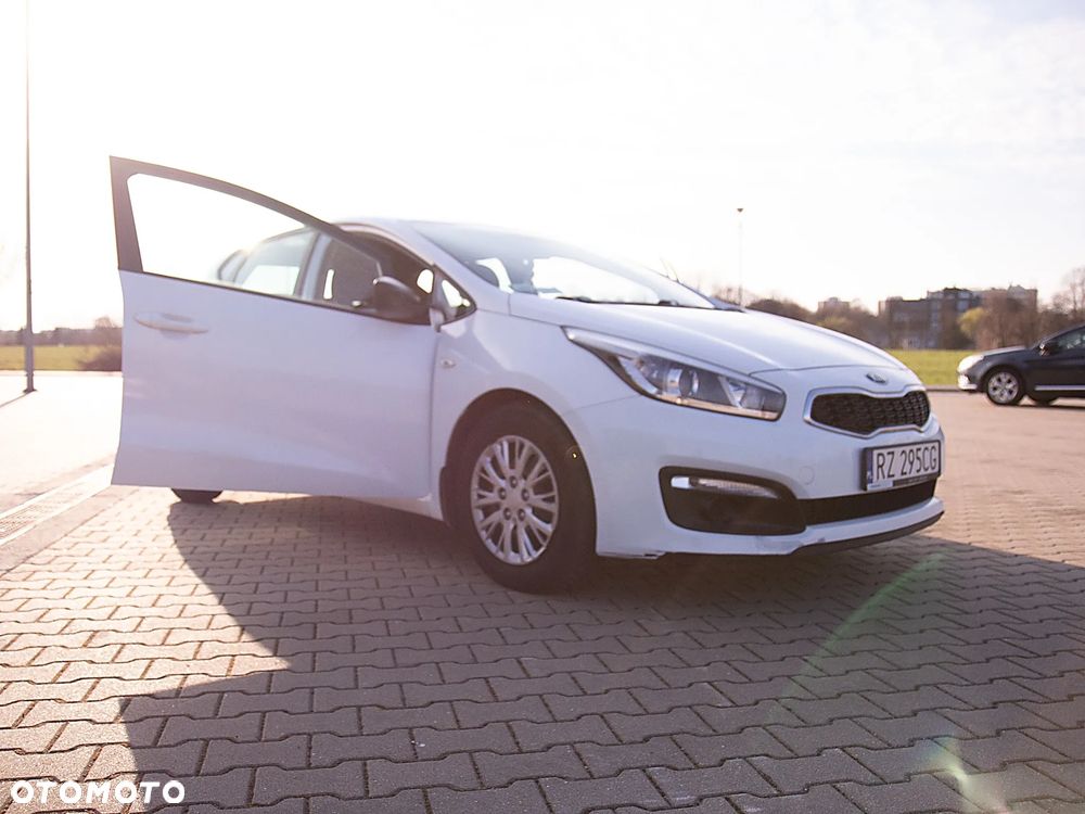 Kia Ceed 1.6 CRDi M - 2